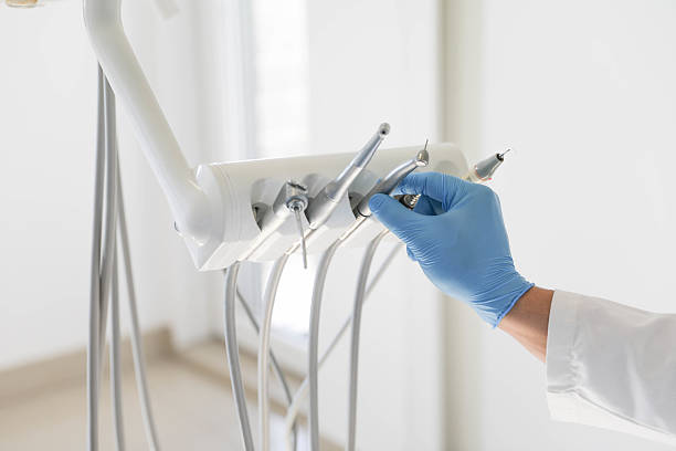 24/7 Emergency Teeth Cleaning And Checkup experts in Pasadena Hills, MO